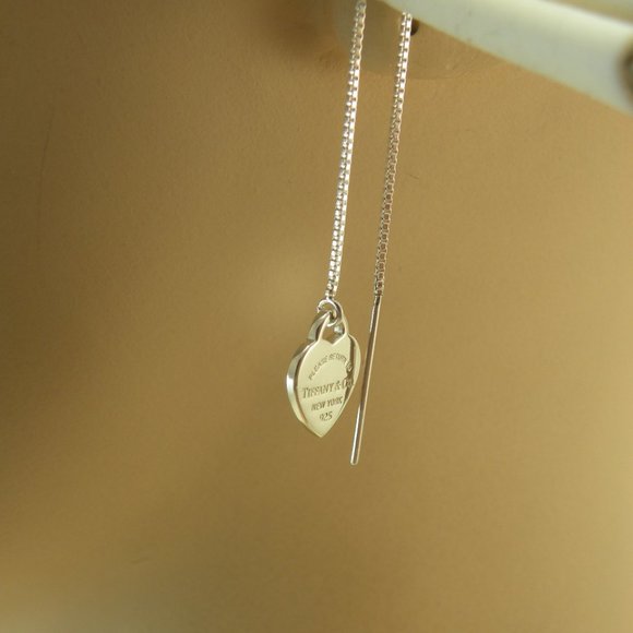 NEW Mini Heart Earrings Return to Tiffany & Co 925 Sterling Silver Threaders - Picture 6 of 16